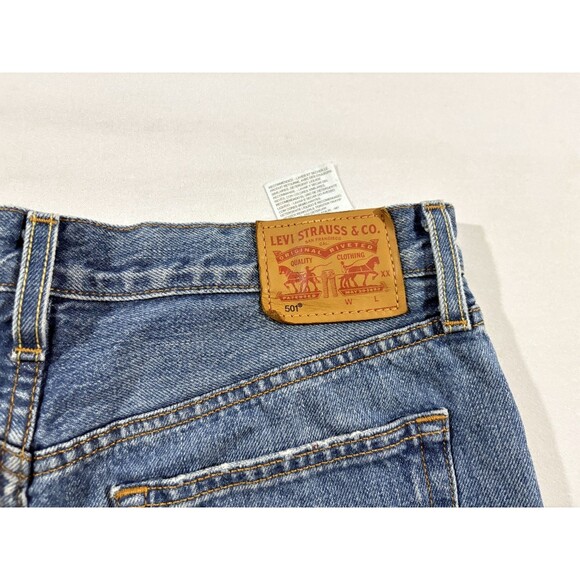 Levi's 501 Original Womens High-Rise Distressed Jean Denim Cut Off Shorts Sz 28 - Picture 12 of 12